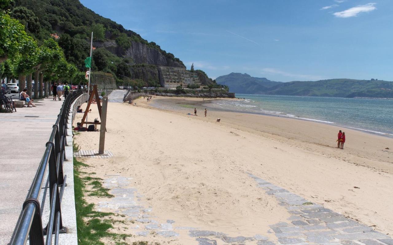 Vistamar. Primera Linea. Bahia De Santona Apartman Kültér fotó
