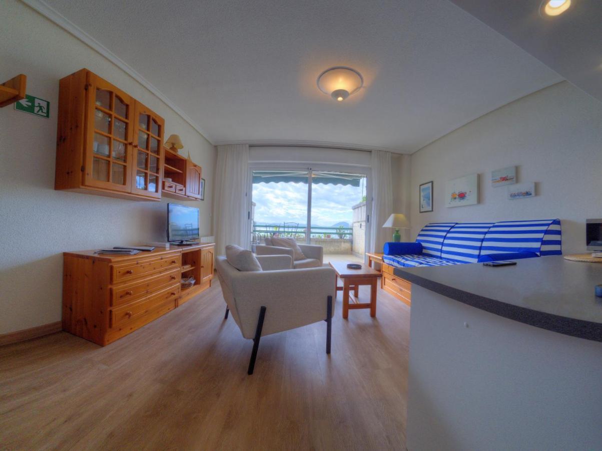 Vistamar. Primera Linea. Bahia De Santona Apartman Kültér fotó